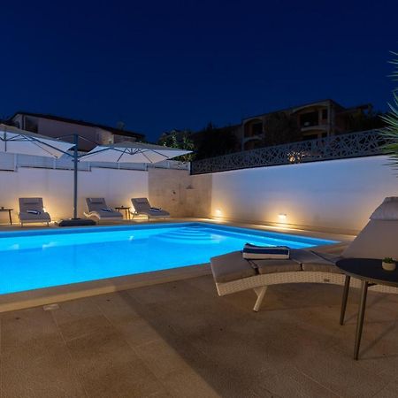 Villa Fortis B&B Trogir Exteriör bild