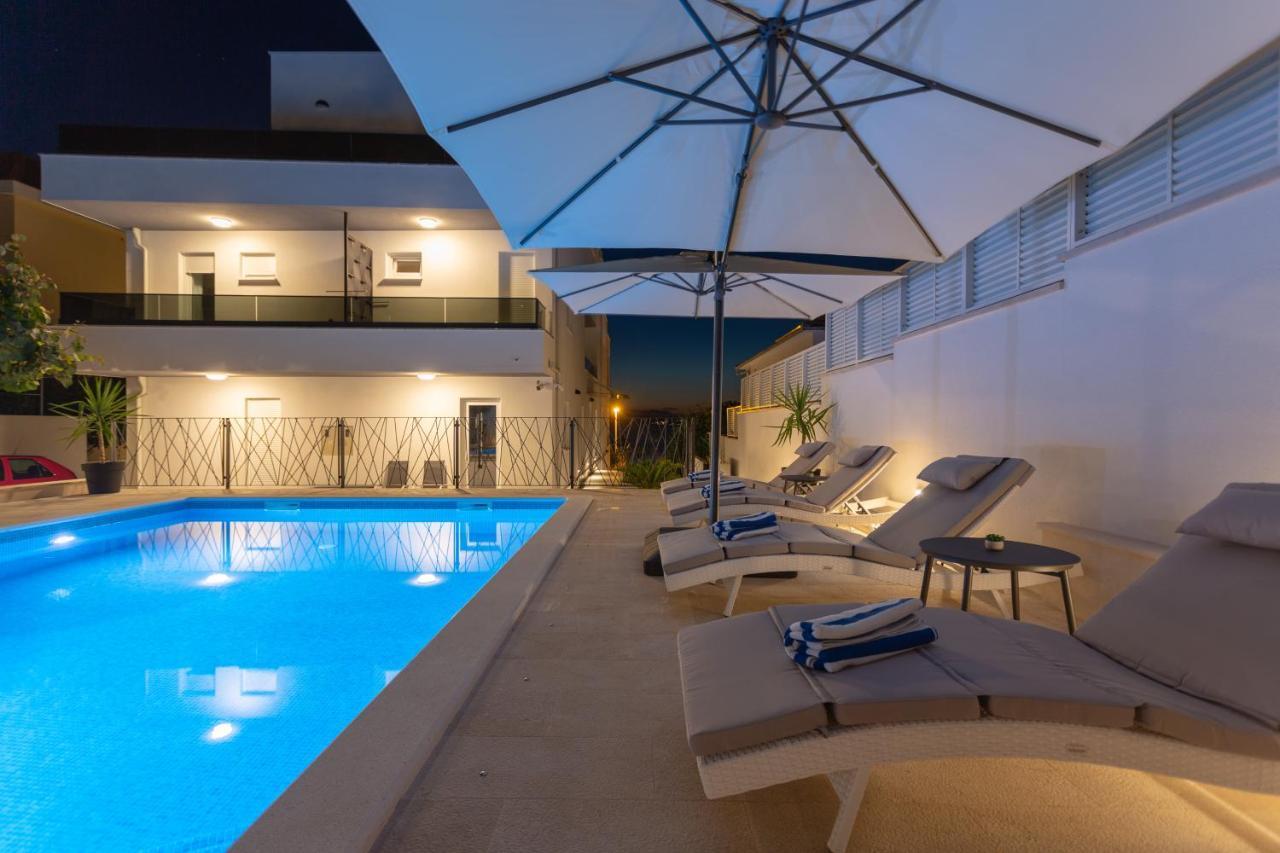 Villa Fortis B&B Trogir Exteriör bild